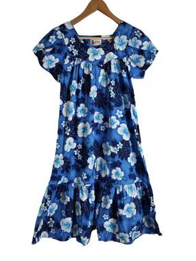 Aloha Republic Vintage Hawaiian Muumuu Dress Classic Blue White Hibiscus Print S